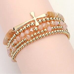 Posh Party is a Silent Party! 1pm Meet Me there 😘💜☺️🛍️